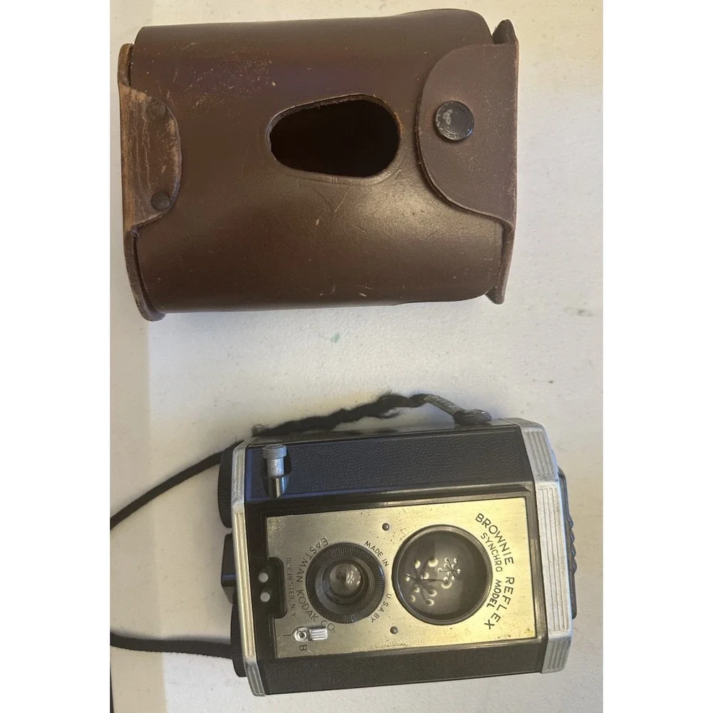 Kodak London Brownie Reflex TLR 127 Film‎ Bakelite Box Camera With Case